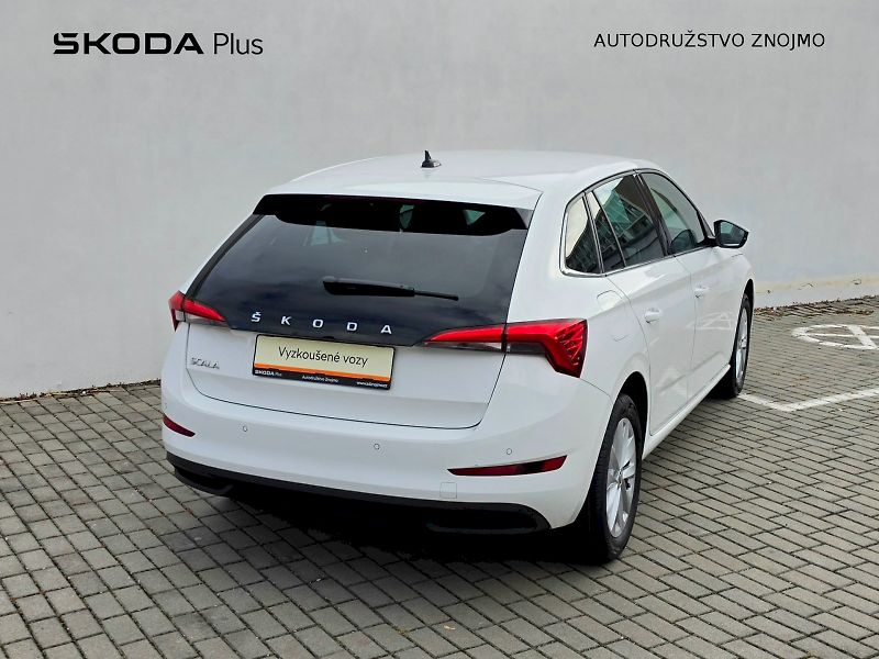 Škoda Scala (2023) 1,0TSI 81KW STYLE - fotka 2 z 32
