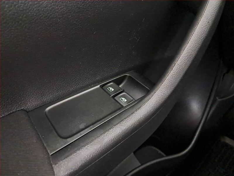 Škoda Fabia (2020) Ambition 1.0 TSI, ČR,1.maj - fotka 16 z 17