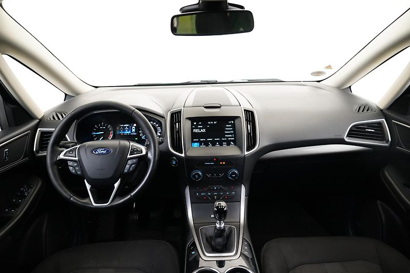 Ford Galaxy - fotka 5 z 25