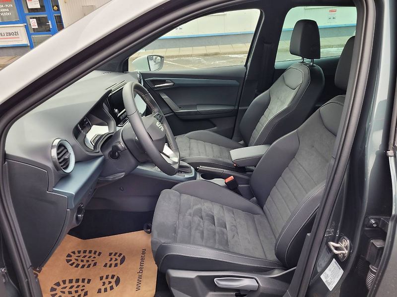 Seat Arona 1.0 TSI DSG Xperience - fotka 13 z 44