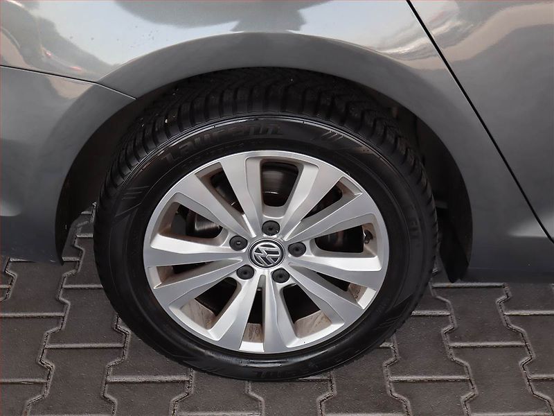 Volkswagen Golf (2017) Comfortline 2.0 TDI, Automat - fotka 15 z 23