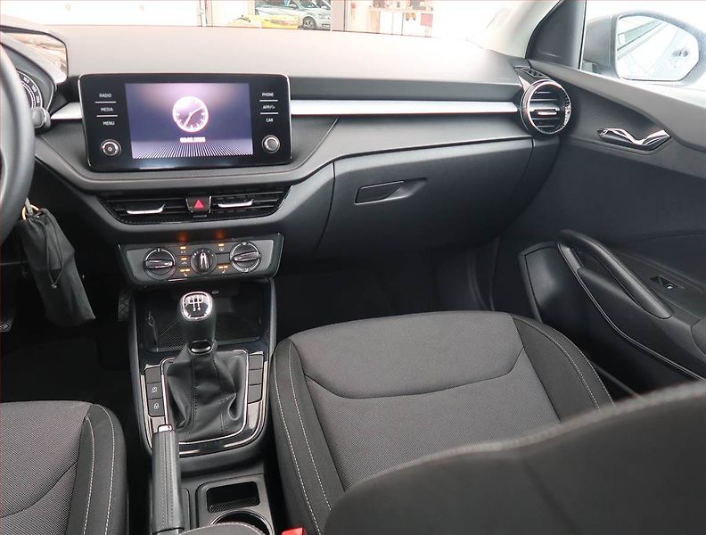 Škoda Fabia (2023) Ambition 1.0 TSI, Serv.kniha - fotka 8 z 14