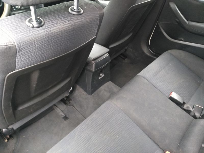 BMW X1 2,0 D  XDrive /135 kW/  - fotka 7 z 34