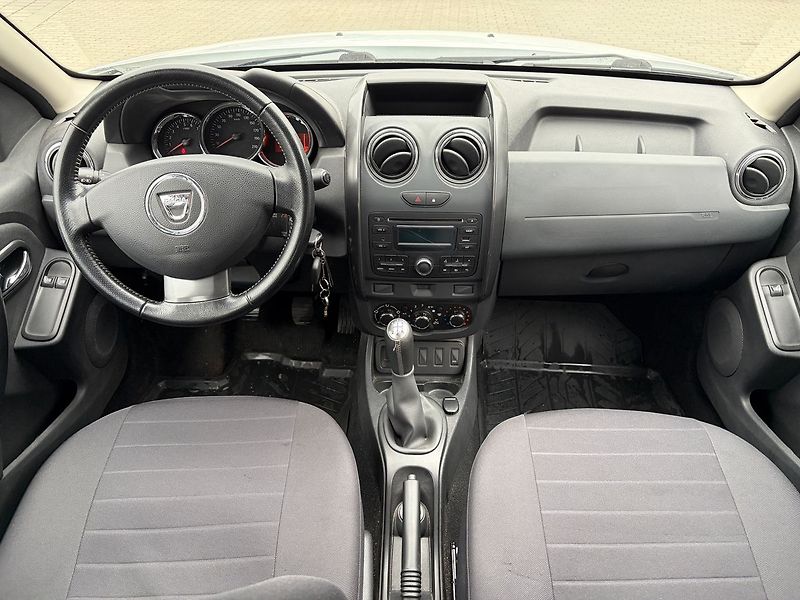 Dacia Duster 1.6 16V 77kW - fotka 8 z 9