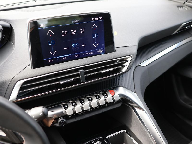 Peugeot 3008 1,2 96kW Active Pack DPH CZ - fotka 18 z 30