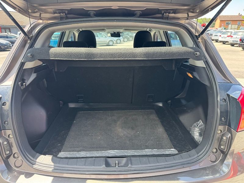 Mitsubishi ASX (2015) 1,6 MIVEC 86 KW - fotka 20 z 31