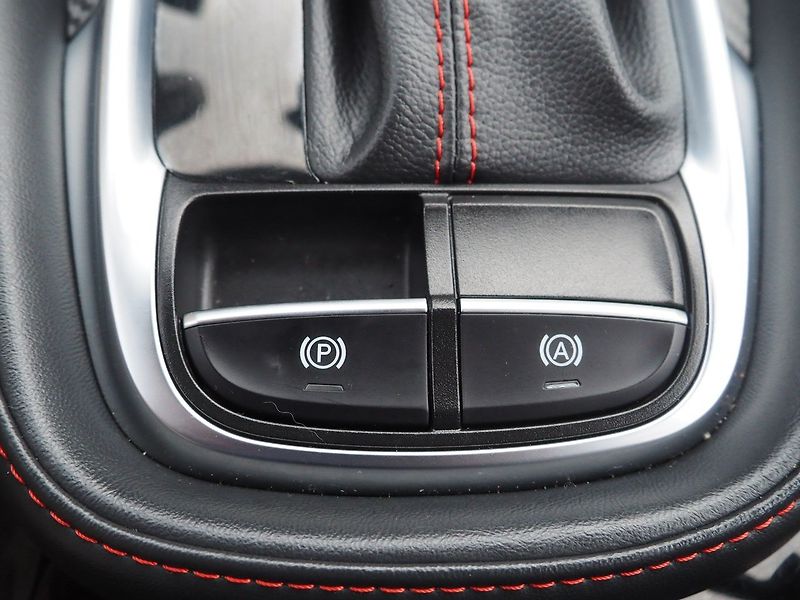 MG ZS (2023) ICE 1.0T-GDI, Luxury, AT - fotka 35 z 38