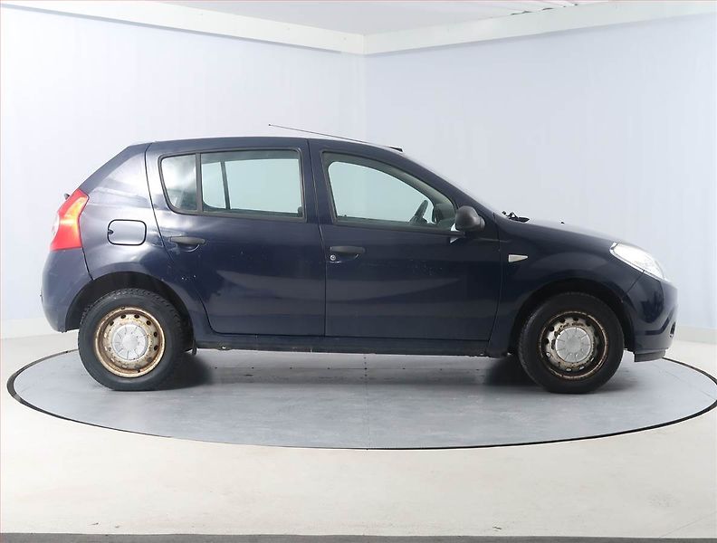 Dacia Sandero (2010) 1.4 MPI, ČR,1.maj, po STK - fotka 6 z 12