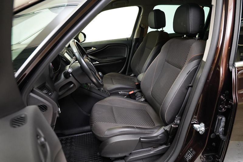 Opel Zafira - fotka 11 z 24