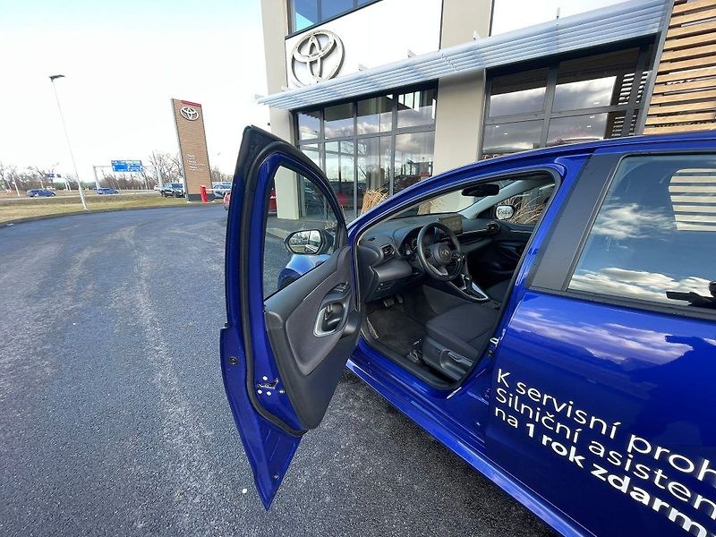 Toyota Yaris 1.5 Hybrid automat 116k Comfor - fotka 5 z 27