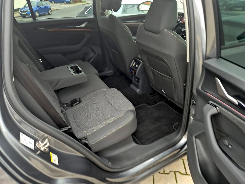 Škoda Kodiaq (2024) Selection 2.0 TDI 142 kW 4x4 7 - fotka 18 z 32