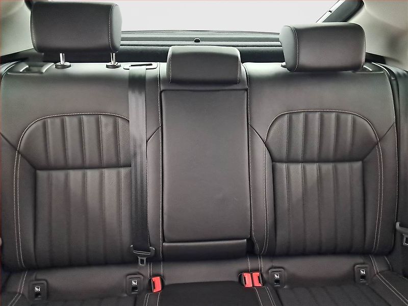Škoda Superb (2022) Laurin&Klement 2.0 TDI - fotka 10 z 22