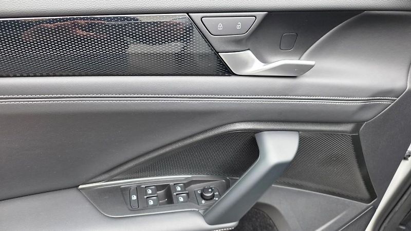 Volkswagen Tayron (2025) 2.0 TDI 142kW 4x4 DSG7 7míst - fotka 9 z 41