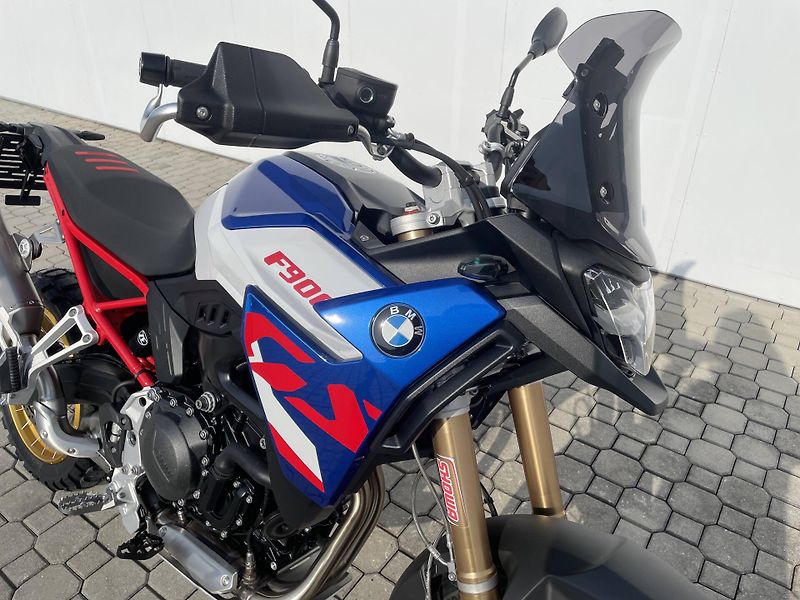 BMW (2026) F 900 GS - fotka 4 z 12
