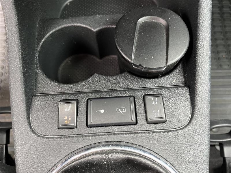 Škoda Roomster 1,2 TDi STYLE KLIMA ROZVODY - fotka 20 z 34