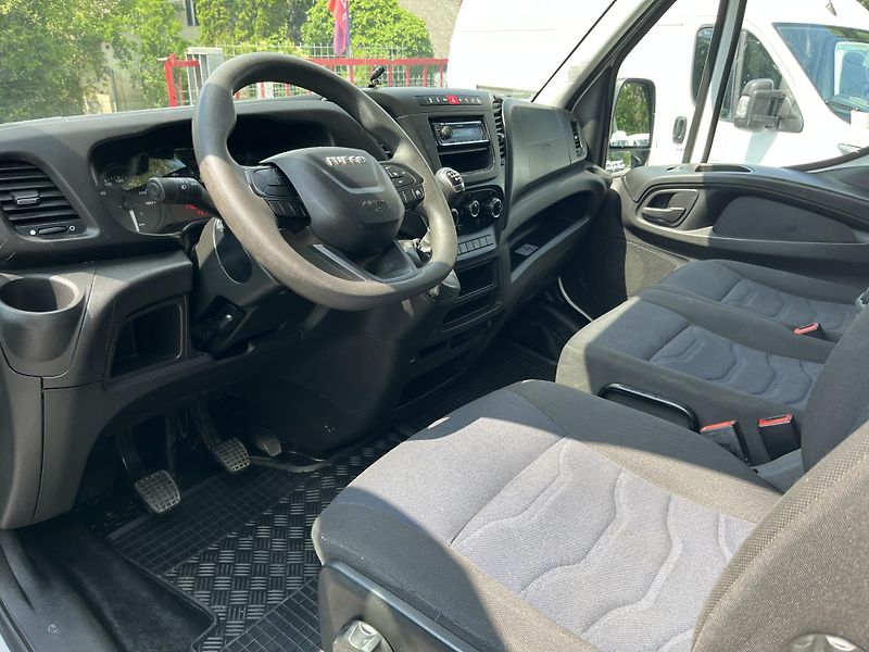 Iveco Daily (2021) 2.3D 35S16H 6MIST ČR MAXI  - fotka 9 z 17