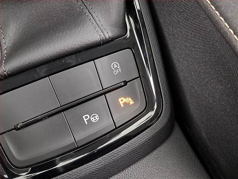 Škoda Kamiq (2020) 1.6 TDI, Navi, Tempomat - fotka 17 z 20