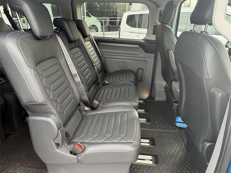 Ford Tourneo Custom Titanium X L1, Tourneo, 2.0 Ec - fotka 10 z 21