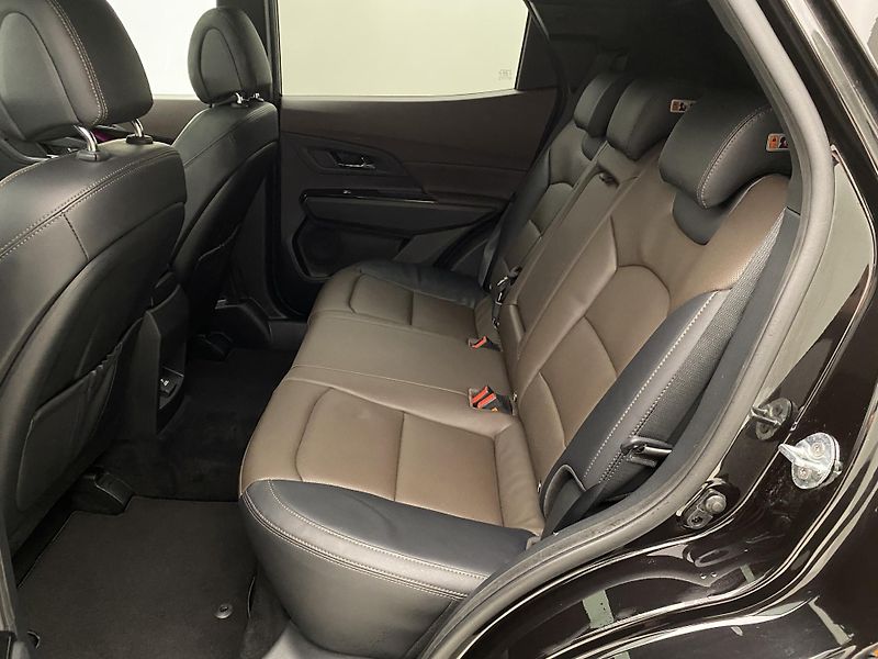 SsangYong Korando 1.5 T-GDI PREMIUM REZERVACE - fotka 5 z 38