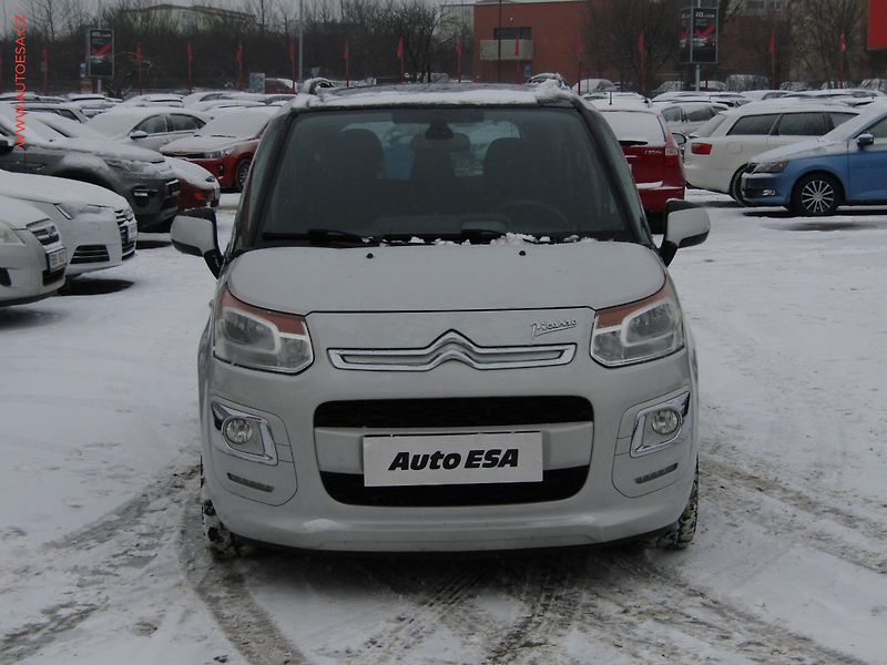 Citroën C3 Picasso (2015) 1.2i, Exclusive, navi, panor - fotka 2 z 17