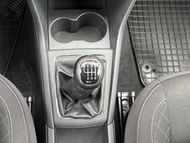 Škoda Rapid 1.0TSI 81kW STYLE, ČR, DPH - fotka 17 z 31