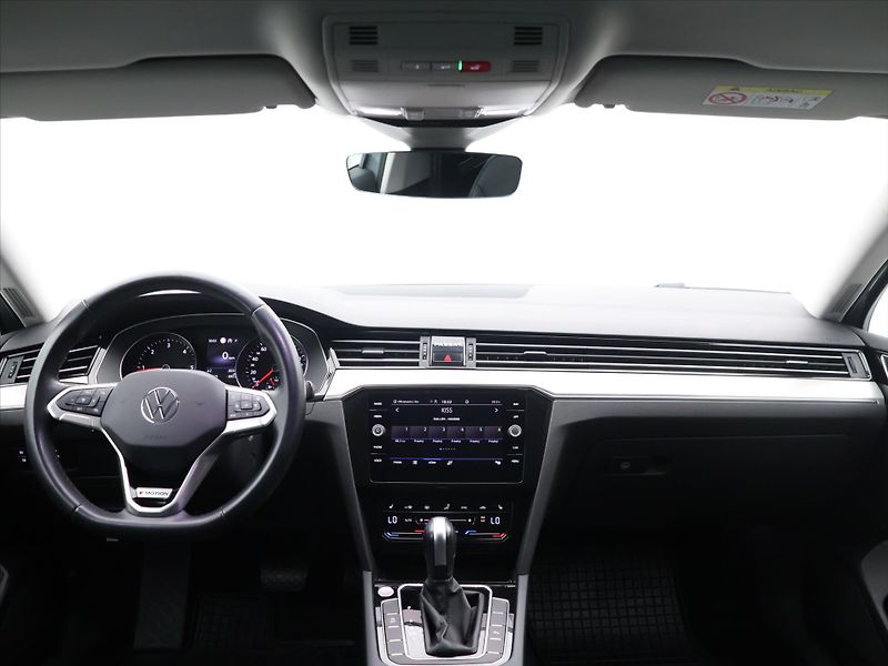 Volkswagen Passat Variant 2.0 TDI 147kW 4MOT DSG CZ DPH - fotka 23 z 30
