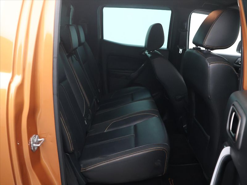 Ford Ranger 2,0 TDCI 156kW Wildtrak 4x4 - fotka 11 z 29