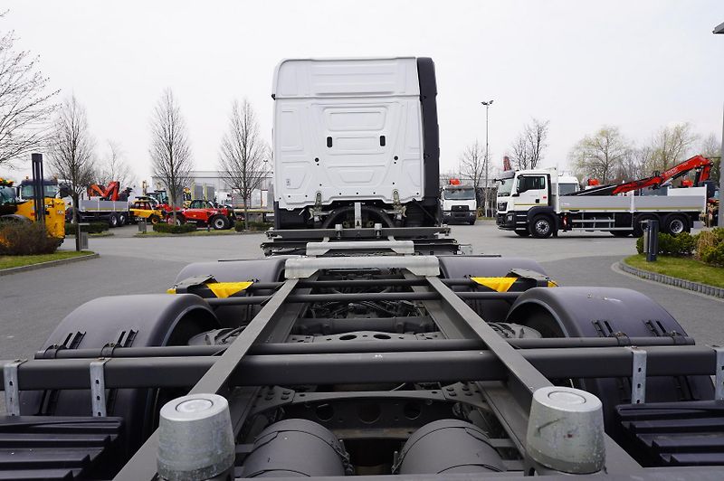Mercedes-Benz Actros (2018) 2540 6x2/40 tho.km!/ 5 seats - fotka 12 z 24