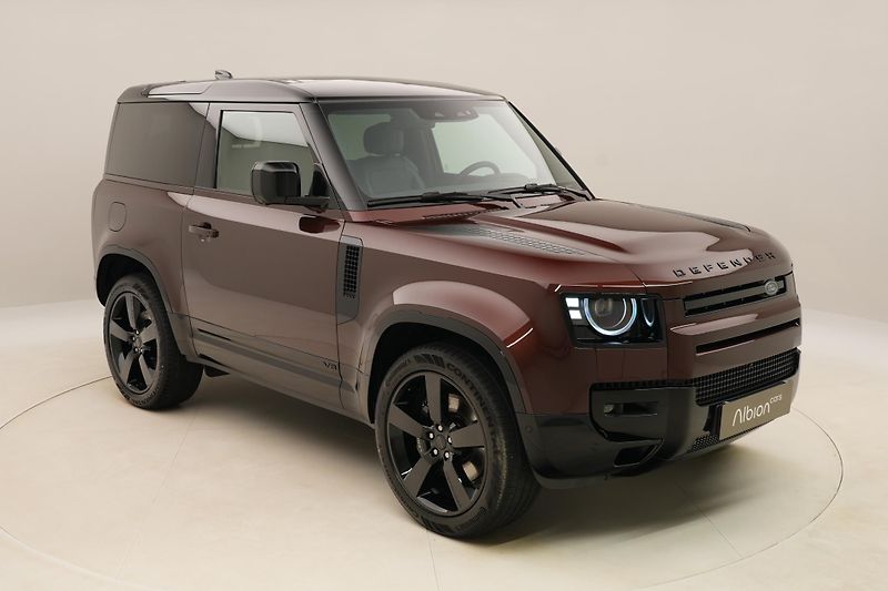 Land Rover Defender (2026) 90 V8 EDITION P525 AWD AUT - fotka 15 z 70