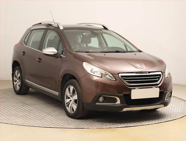 Peugeot 2008 (2013) 1.6 e-HDi, Automat, Navi - fotografie inzerátu