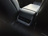 Tesla Model Y ZAMLUVENO !  393kw 21ALU 93,0% - náhled 43