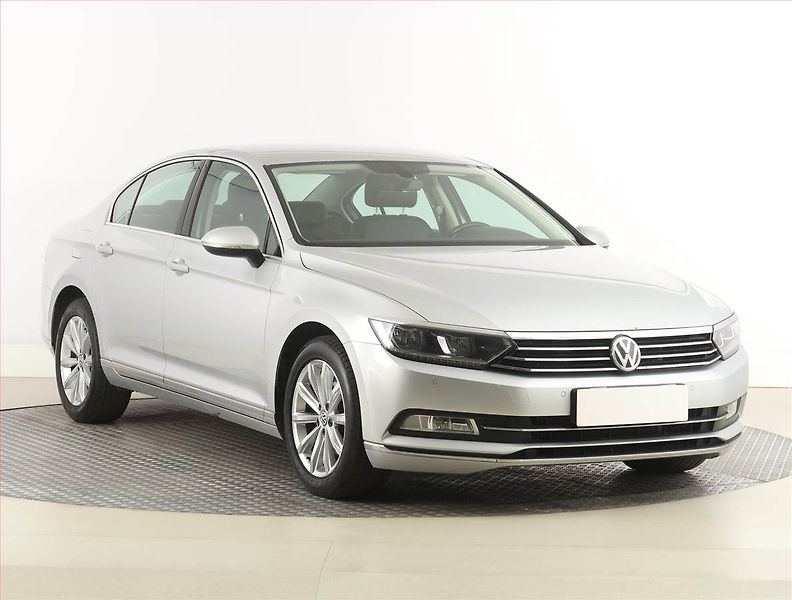 Volkswagen Passat (2016) Business 2.0 TDI, Automat - fotka 1 z 23