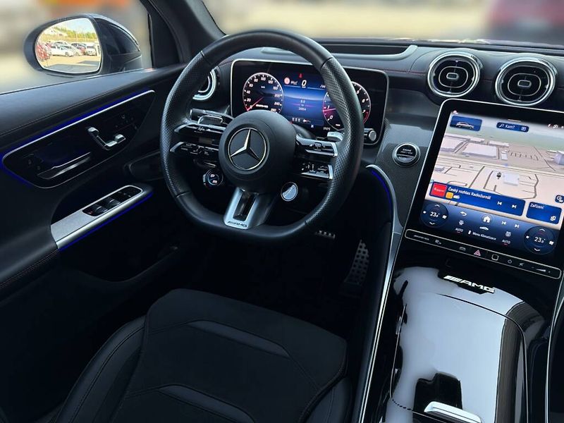 Mercedes-Benz GLC (2025) AMG 43 4MATIC - fotka 13 z 29