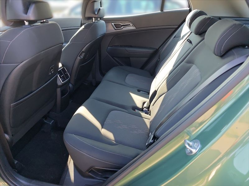 Kia Sportage 1,6 TGDI Exclusive AT - fotka 7 z 11