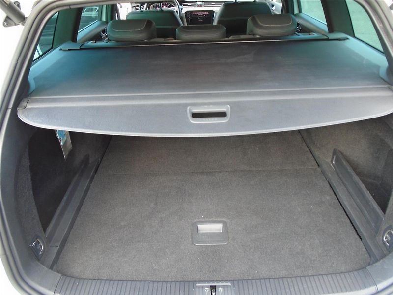 Volkswagen Passat 2,0   ALLTRACK 2.0.TDI-CR - fotka 17 z 35