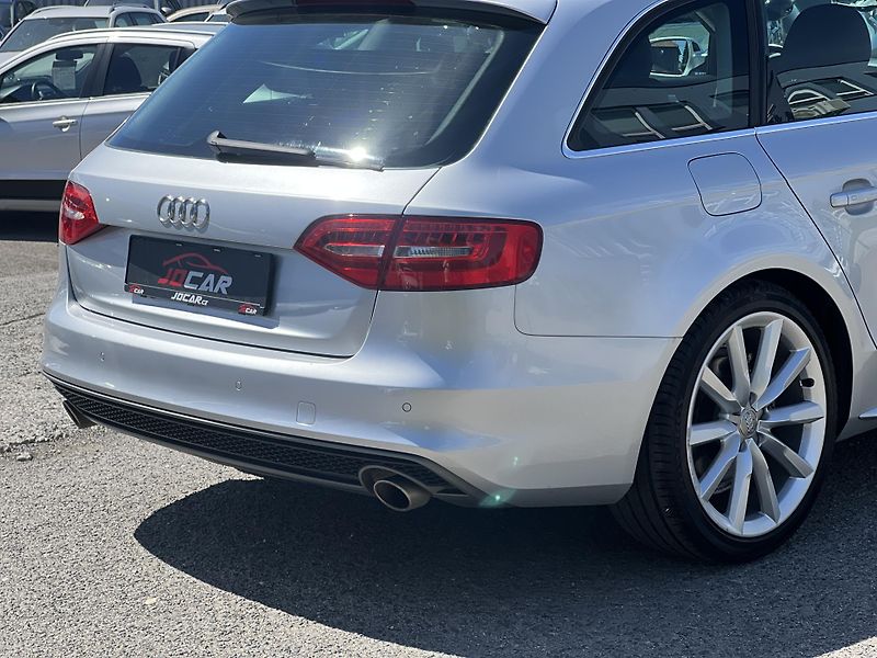 Audi A4 Avant 3.0TDi V6 180kw QUATTRO S-LINE - fotka 44 z 44