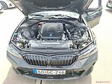 BMW Řada 3 330d xDrive Touring - náhled 21