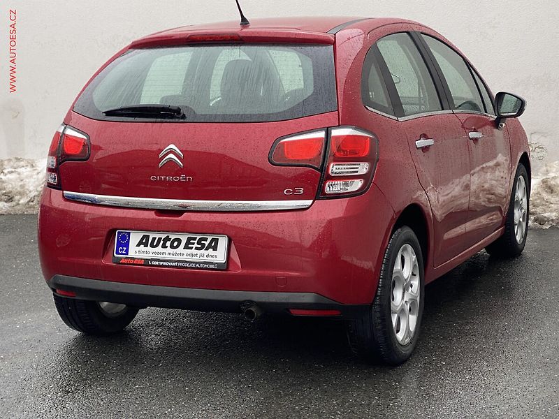 Citroën C3 (2013) 1.2 i, 1.maj,ČR, AC - fotka 4 z 18