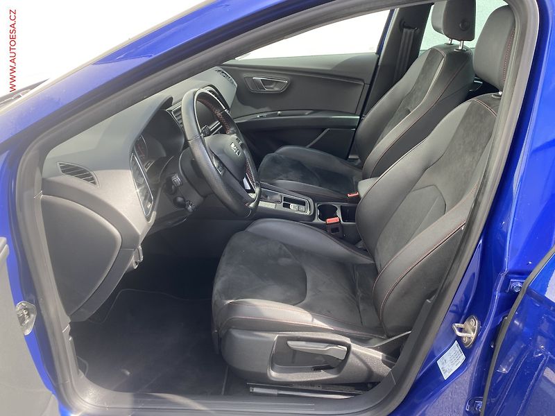 Seat Leon (2017) 1.8 TSi, FR, DSG, LED, panor - fotka 9 z 18