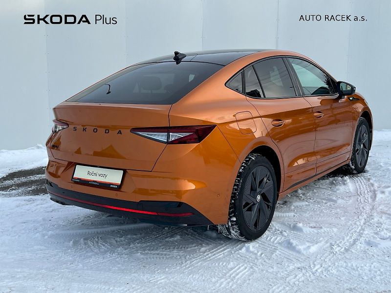 Škoda Enyaq (2024) 82 kWh RS 4x4 - fotka 2 z 30
