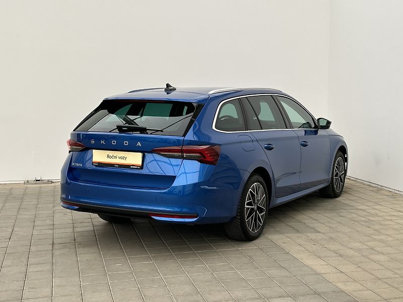 Škoda Octavia 2.0 TDI Top selection - fotka 2 z 32