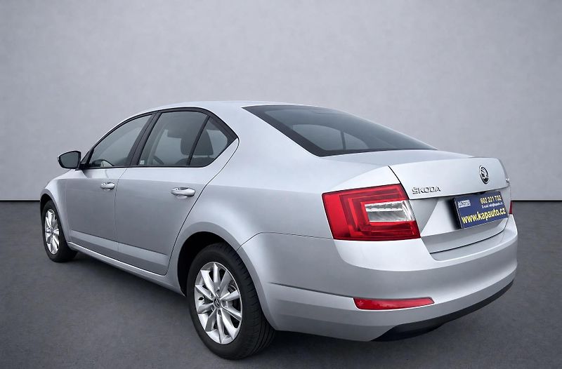 Škoda Octavia 1.2 TSI Ambition - fotka 6 z 35