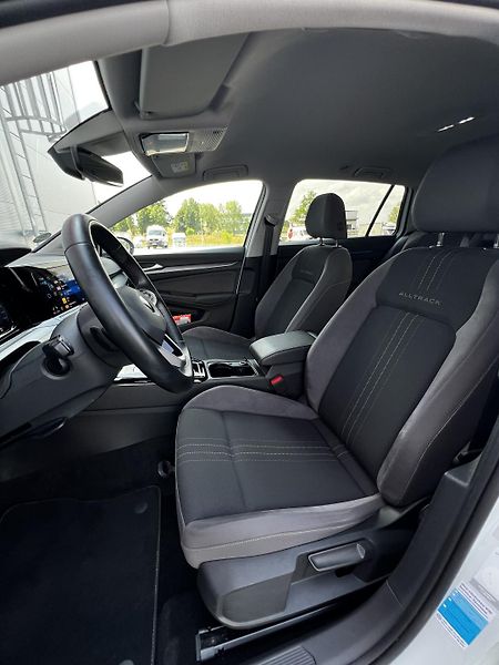 Volkswagen Golf Alltrack 2.0TDI 147KW DPH TZ - fotka 6 z 24