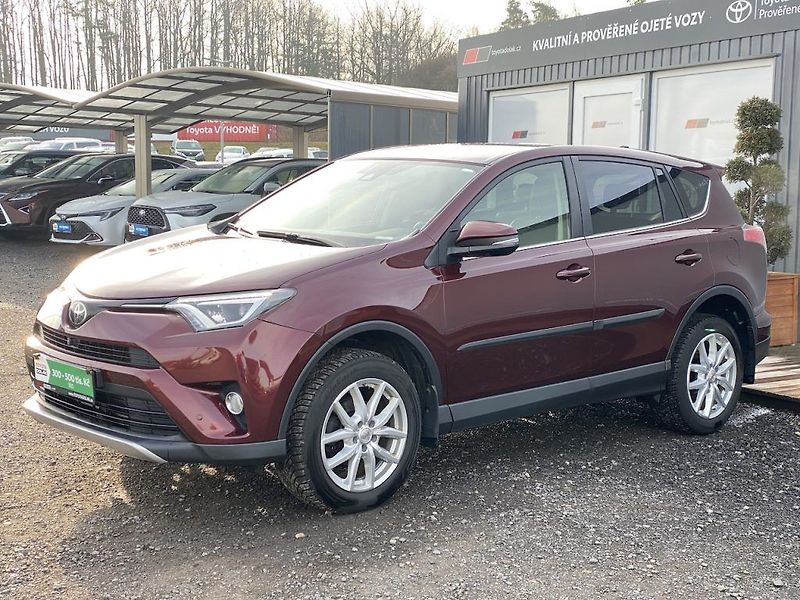 Toyota RAV4 2.0i, ČR-2m, Executive, 4x4 - fotka 3 z 35