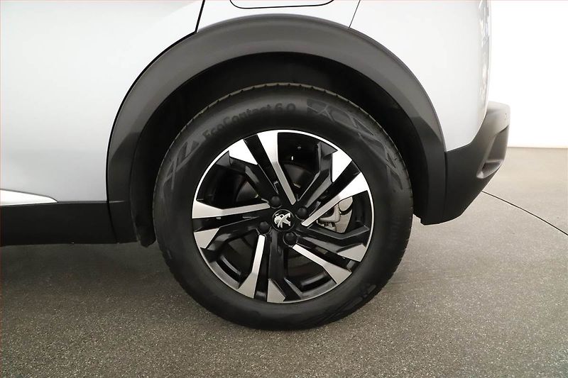 Peugeot 2008 (2022) 50 kWh, SoH 94% - fotka 19 z 19