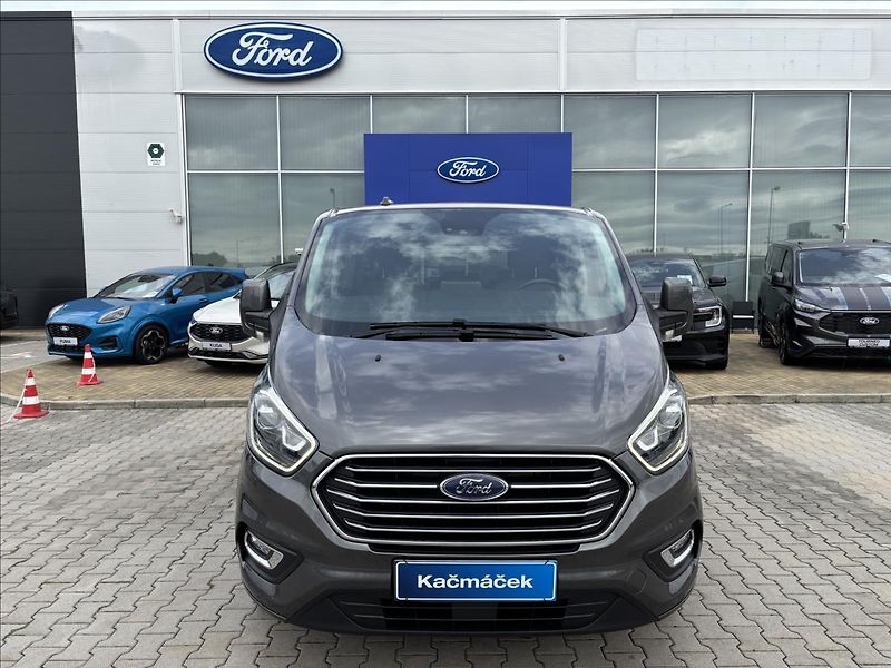 Ford Tourneo Custom 2,0 mHEV 136kW Titanium X L2 - fotka 8 z 45