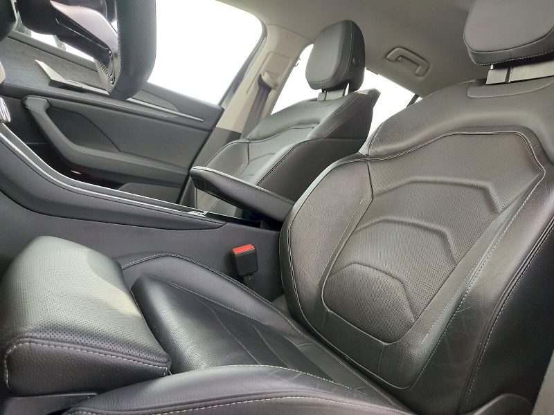 Škoda Kodiaq (2024) Exclusive Selection 2,0 Tdi 14 - fotka 29 z 45