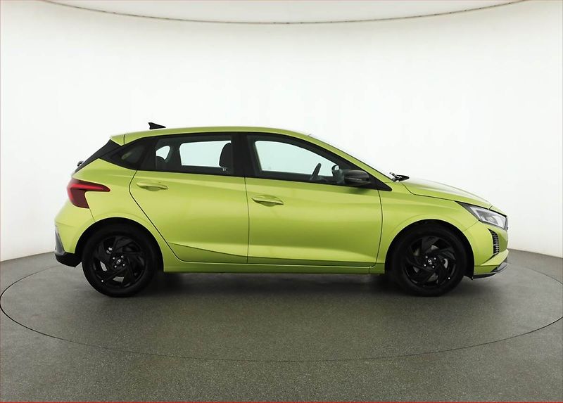 Hyundai i20 (2026) 1.0 T-GDI, ČR,1.maj - fotka 6 z 16