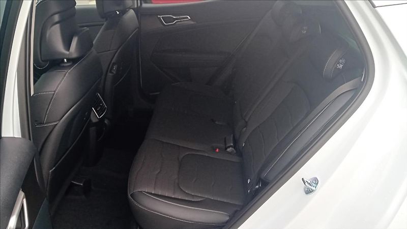 Kia Sportage 1,6 T-GDi 4x2 TOP - fotka 11 z 13