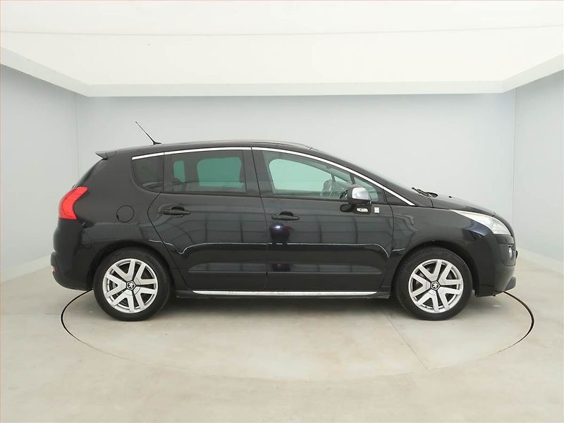 Peugeot 3008 (2013) Hybrid4, 4X4, Automat - fotka 6 z 18